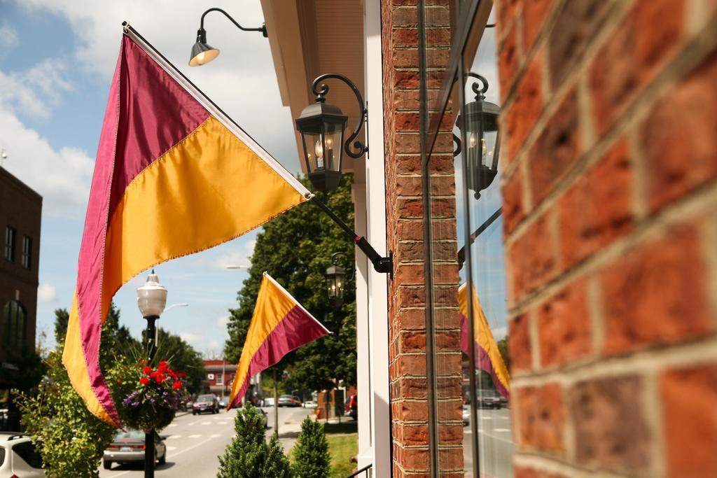 Main Street Inn Блэксберг Экстерьер фото